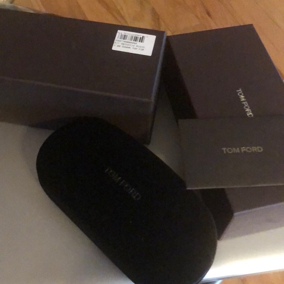 Tom Ford******SOLD****SOLD - Picture 9 of 11